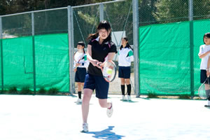 初芝富田林中学校